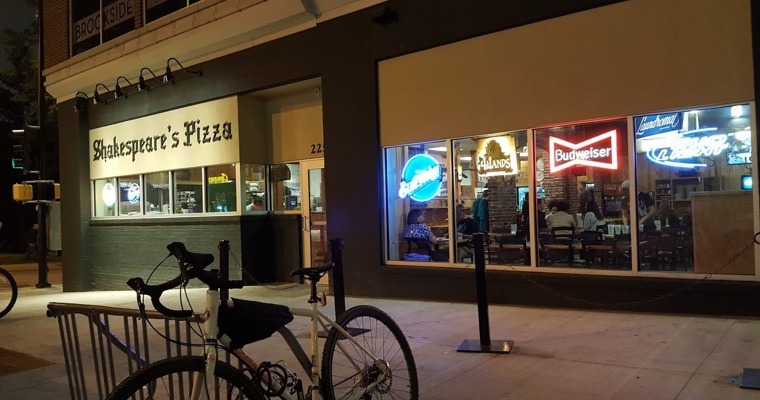 A Slice of the Bard: Shakespeare's Pizza Downtown