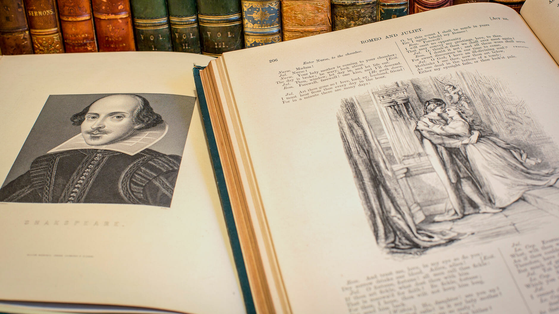 Demystify Shakespeare Instantly: Unlocking the Bard's Genius with AI
